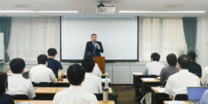 開講式の様子